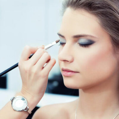 4 best eyeshadow application tips to know about